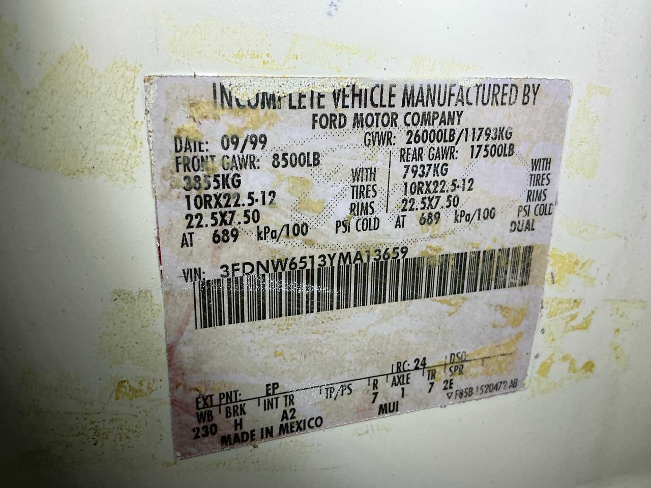 شاحنة 1999 FORD F-650 DUAL-CAB PICKUP TRUCK: صور 8 شاحنة 1999 FORD F-650 DUAL-CAB PICKUP TRUCK: صور 8