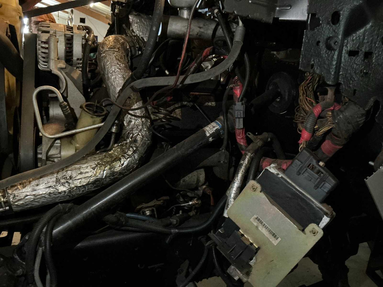 شاحنة 1999 FORD F-650 DUAL-CAB PICKUP TRUCK: صور 26 شاحنة 1999 FORD F-650 DUAL-CAB PICKUP TRUCK: صور 26