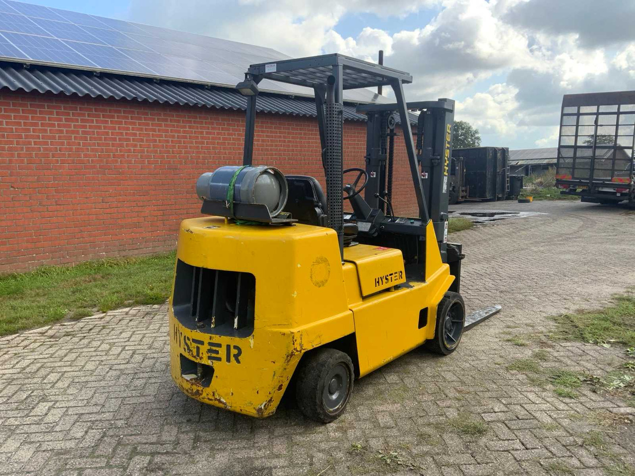1999 HYSTER S4.00XL FORKLIFT TRUCK - رافعة شوكية: صور 4 1999 HYSTER S4.00XL FORKLIFT TRUCK - رافعة شوكية: صور 4