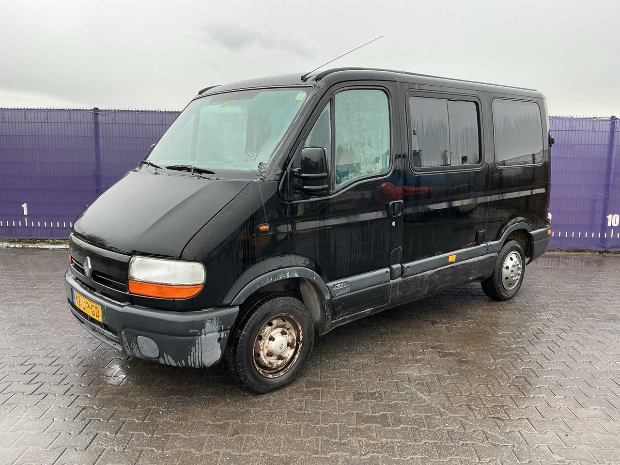 1999 RENAULT COMMERCIAL VEHICLE - الشاحنات الصغيرة: صور 1 1999 RENAULT COMMERCIAL VEHICLE - الشاحنات الصغيرة: صور 1