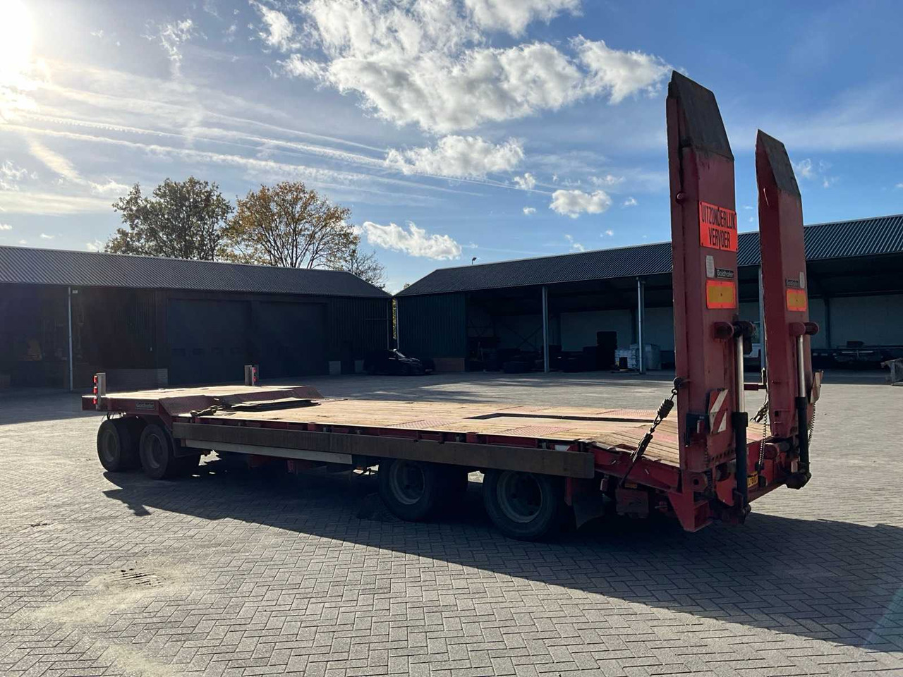 2001 GOLDHOFER TU 4 - 31/80 LOW LOADER - نصف مقطورة: صور 4 2001 GOLDHOFER TU 4 - 31/80 LOW LOADER - نصف مقطورة: صور 4