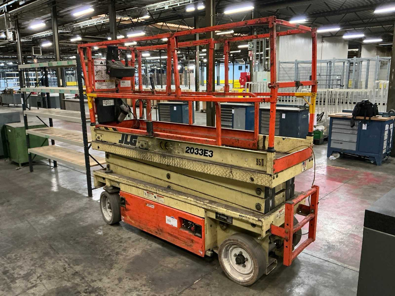 2001 JLG 2033E3 AERIAL PLATFORM - منصات هيدروليكية متنقلة: صور 4 2001 JLG 2033E3 AERIAL PLATFORM - منصات هيدروليكية متنقلة: صور 4