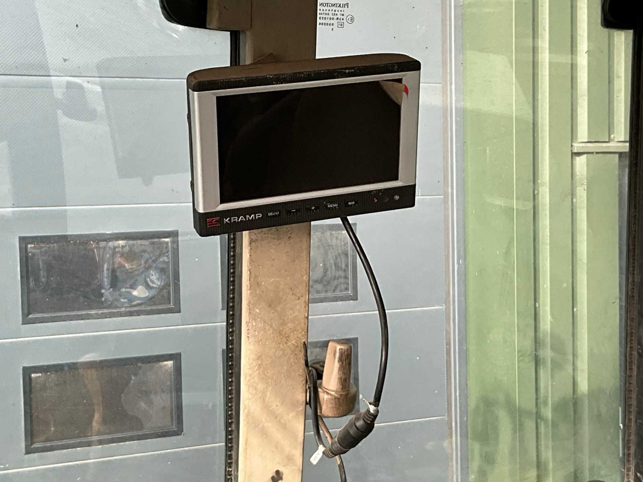 جرار 2001 JOHN DEERE 6220 FOUR WHEEL DRIVE FARM TRACTOR: صور 20