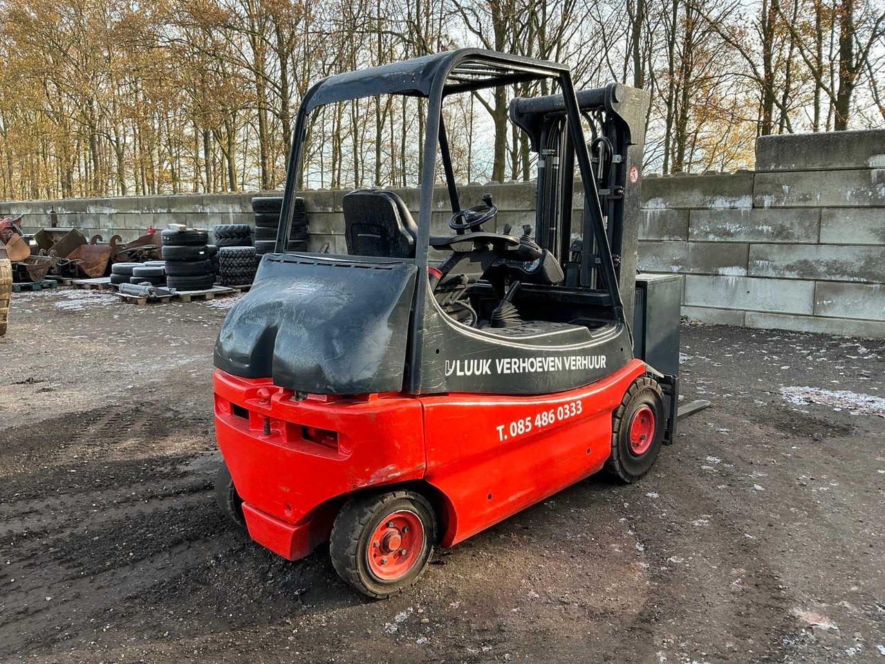 2001 LINDE E25-02 FORKLIFT - رافعة شوكية: صور 5 2001 LINDE E25-02 FORKLIFT - رافعة شوكية: صور 5