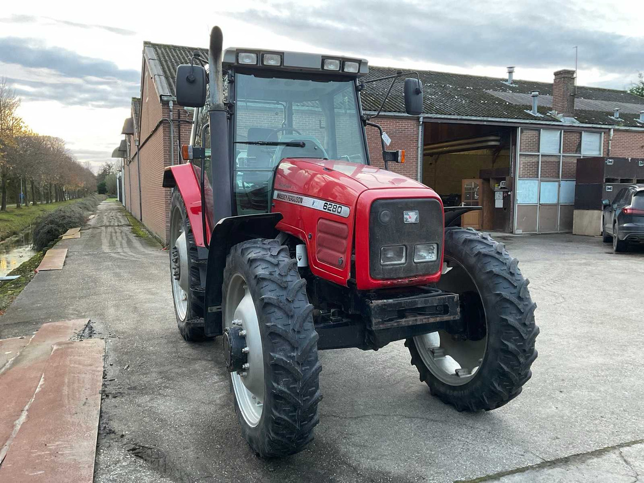 2002 MASSEY FERGUSON 6280 ALL-WHEEL DRIVE FARM TRACTOR - جرار: صور 4 2002 MASSEY FERGUSON 6280 ALL-WHEEL DRIVE FARM TRACTOR - جرار: صور 4