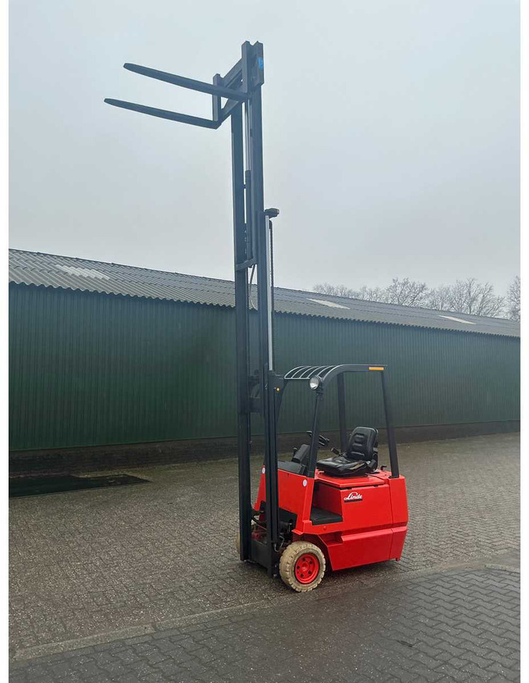 2003 LINDE E 15C FORKLIFT - رافعة شوكية: صور 3 2003 LINDE E 15C FORKLIFT - رافعة شوكية: صور 3