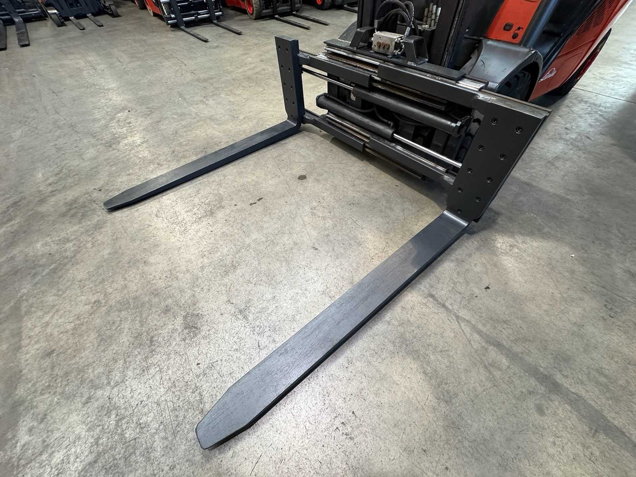 2008 SERVICE + UVV 01/2026 LINDE H35T 3.500KG 3.+4. VALVE WIDER 148CM FORK ADJUSTER GAS FORKLIFT FORKLIFT 10.543 HOURS - رافعة شوكية: صور 3 2008 SERVICE + UVV 01/2026 LINDE H35T 3.500KG 3.+4. VALVE WIDER 148CM FORK ADJUSTER GAS FORKLIFT FORKLIFT 10.543 HOURS - رافعة شوكية: صور 3