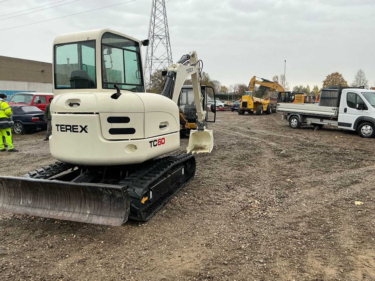 2008 TEREX TC60 EXCAVATOR - حفارة: صور 3 2008 TEREX TC60 EXCAVATOR - حفارة: صور 3