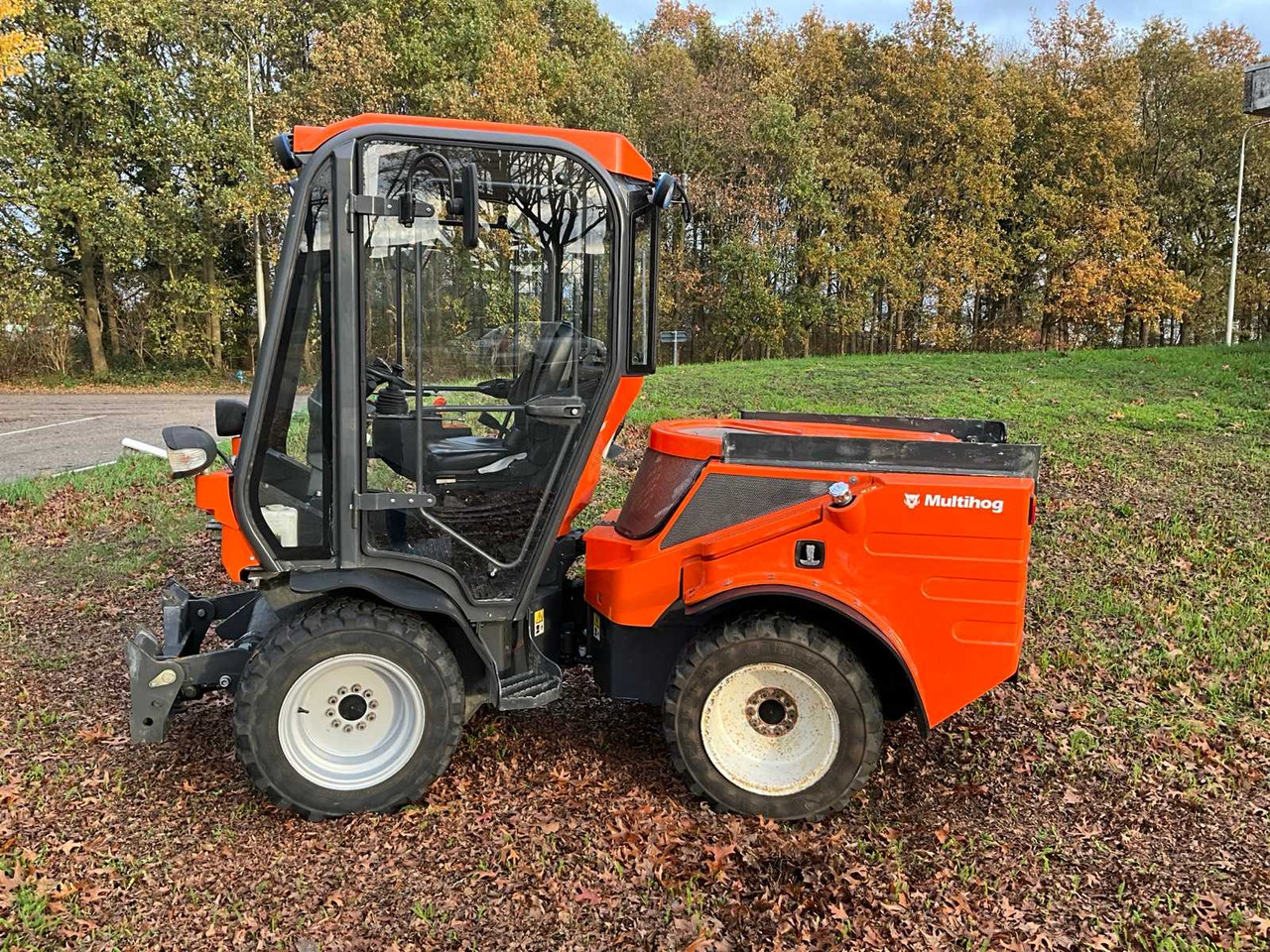 2010 MULTIHOG MH90 FOUR WHEEL DRIVE TOOL CARRIER T-03-DPH - جرار: صور 4 2010 MULTIHOG MH90 FOUR WHEEL DRIVE TOOL CARRIER T-03-DPH - جرار: صور 4