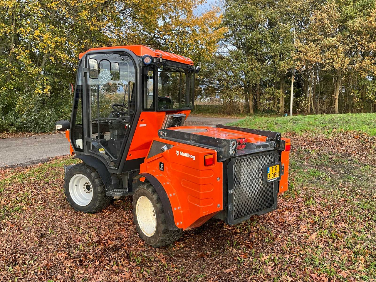 2010 MULTIHOG MH90 FOUR WHEEL DRIVE TOOL CARRIER T-03-DPH - جرار: صور 5 2010 MULTIHOG MH90 FOUR WHEEL DRIVE TOOL CARRIER T-03-DPH - جرار: صور 5