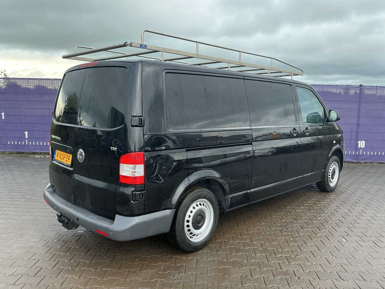 2010 - VOLKSWAGEN - TRANSPORTER - 2.0 TDI L2H1 COM. DC - COMMERCIAL VEHICLE - الشاحنات الصغيرة: صور 4 2010 - VOLKSWAGEN - TRANSPORTER - 2.0 TDI L2H1 COM. DC - COMMERCIAL VEHICLE - الشاحنات الصغيرة: صور 4