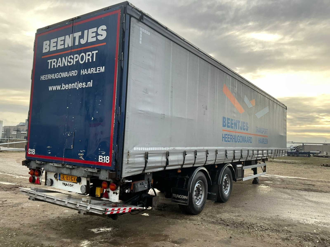 2011 TRACON TAUTLINER SEMI-TRAILER - نصف مقطورة: صور 5 2011 TRACON TAUTLINER SEMI-TRAILER - نصف مقطورة: صور 5