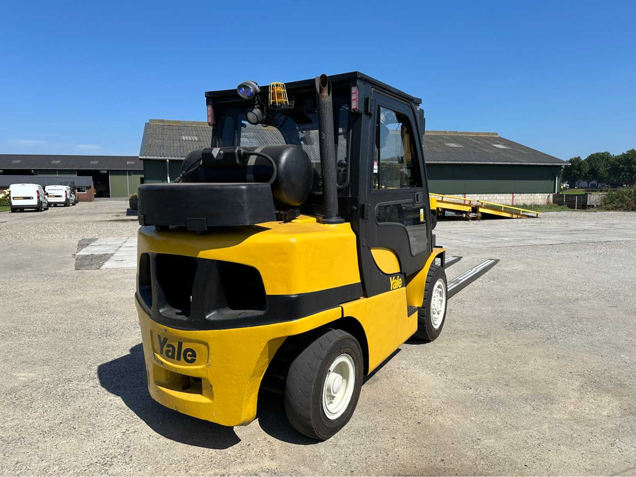 2011 YALE GLP45S FORKLIFT TRUCK - رافعة شوكية: صور 3 2011 YALE GLP45S FORKLIFT TRUCK - رافعة شوكية: صور 3