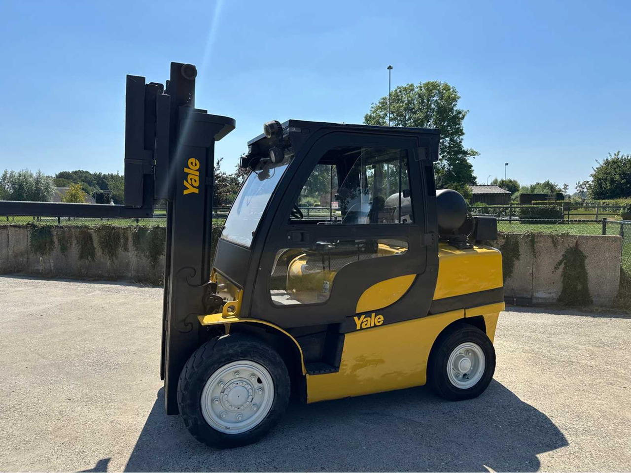 2011 YALE GLP45S FORKLIFT TRUCK - رافعة شوكية: صور 2 2011 YALE GLP45S FORKLIFT TRUCK - رافعة شوكية: صور 2