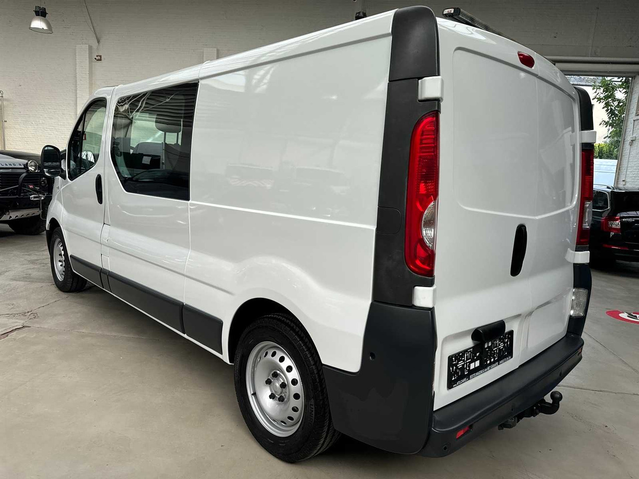 2012 RENAULT TRAFIC DOUBLE CAB - الشاحنات الصغيرة: صور 3 2012 RENAULT TRAFIC DOUBLE CAB - الشاحنات الصغيرة: صور 3