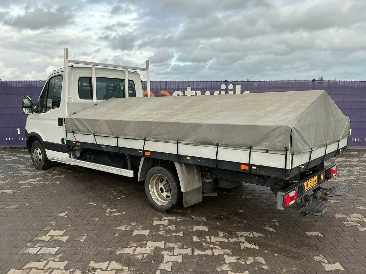 2013 - IVECO - DAILY - 35C15 375 - COMMERCIAL VEHICLE/PICK-UP - الشاحنات الصغيرة: صور 3 2013 - IVECO - DAILY - 35C15 375 - COMMERCIAL VEHICLE/PICK-UP - الشاحنات الصغيرة: صور 3
