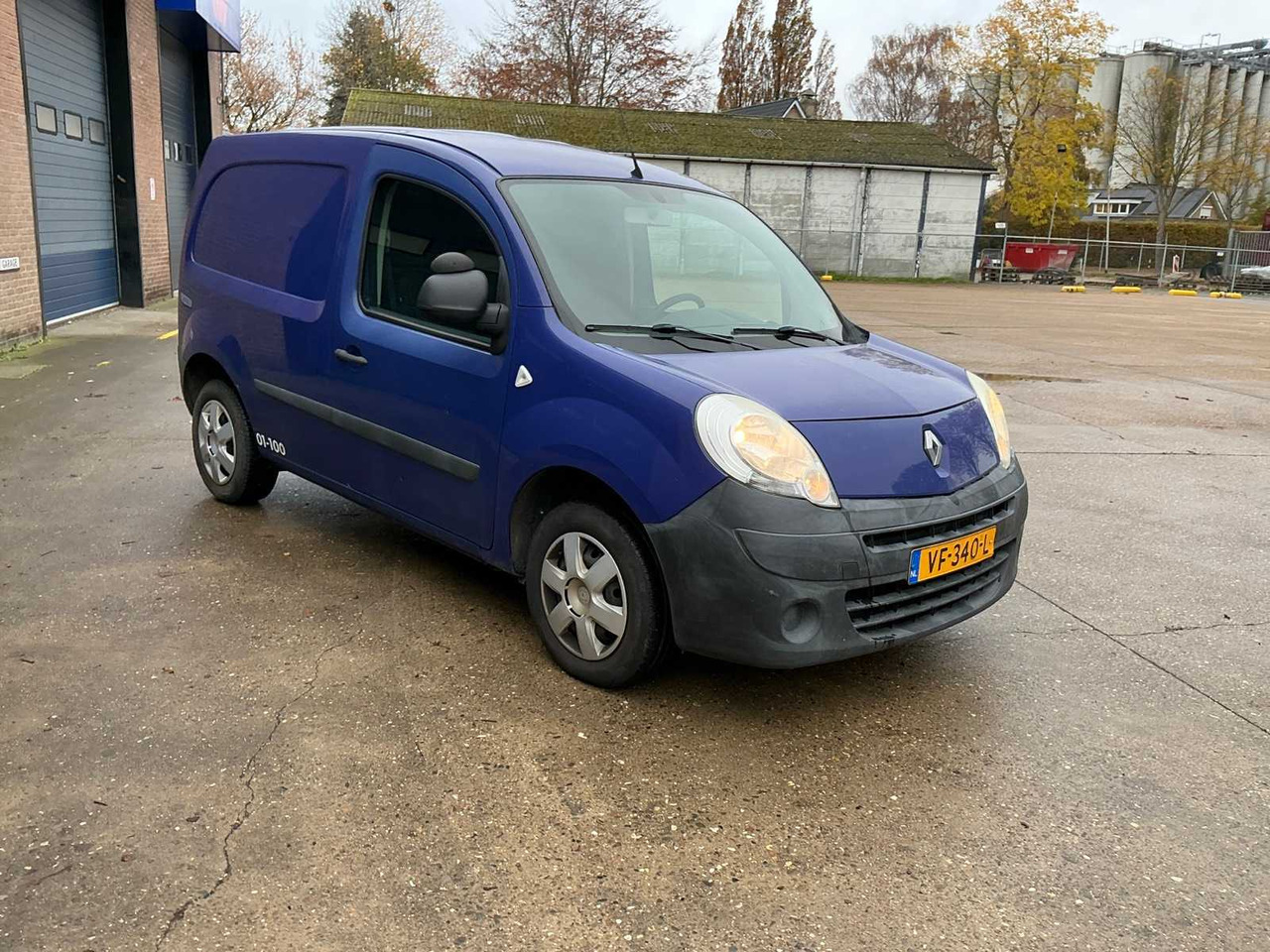 2013 RENAULT KANGOO EXPRESS 1.5DCI 75 COMMERCIAL VEHICLE - الشاحنات الصغيرة: صور 4 2013 RENAULT KANGOO EXPRESS 1.5DCI 75 COMMERCIAL VEHICLE - الشاحنات الصغيرة: صور 4