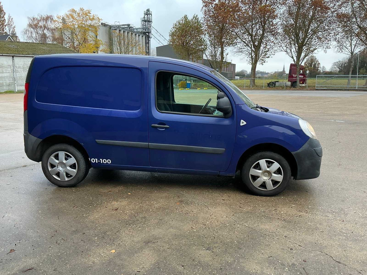 2013 RENAULT KANGOO EXPRESS 1.5DCI 75 COMMERCIAL VEHICLE - الشاحنات الصغيرة: صور 5 2013 RENAULT KANGOO EXPRESS 1.5DCI 75 COMMERCIAL VEHICLE - الشاحنات الصغيرة: صور 5