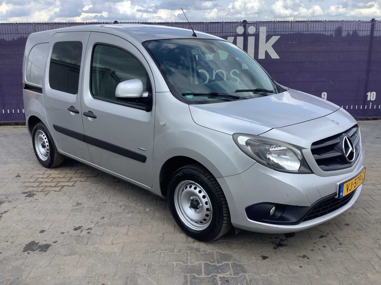 2014 - MERCEDES-BENZ - CITAN - 109 CDI BLUEEFF. - COMPANY CAR - الشاحنات الصغيرة: صور 2 2014 - MERCEDES-BENZ - CITAN - 109 CDI BLUEEFF. - COMPANY CAR - الشاحنات الصغيرة: صور 2