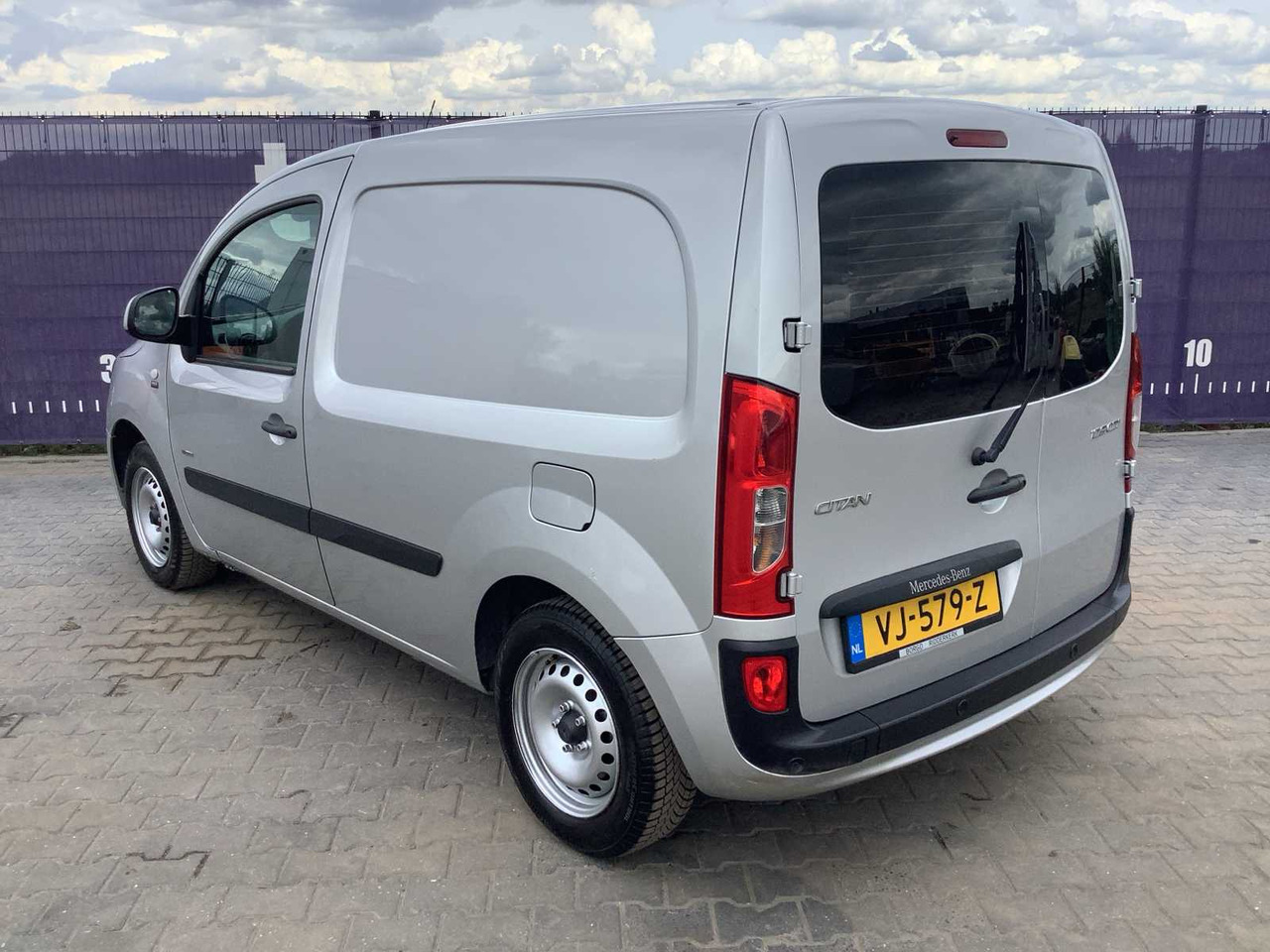 2014 - MERCEDES-BENZ - CITAN - 109 CDI BLUEEFF. - COMPANY CAR - الشاحنات الصغيرة: صور 4 2014 - MERCEDES-BENZ - CITAN - 109 CDI BLUEEFF. - COMPANY CAR - الشاحنات الصغيرة: صور 4