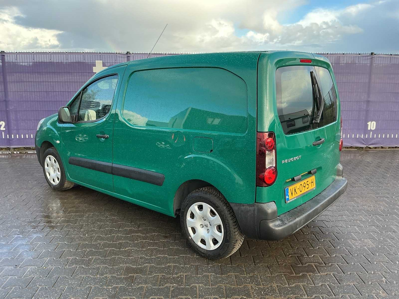 2014 - PEUGEOT - PARTNER - 120 1.6 HDI L1XR PR+ - COMMERCIAL VEHICLE - الشاحنات الصغيرة: صور 3 2014 - PEUGEOT - PARTNER - 120 1.6 HDI L1XR PR+ - COMMERCIAL VEHICLE - الشاحنات الصغيرة: صور 3