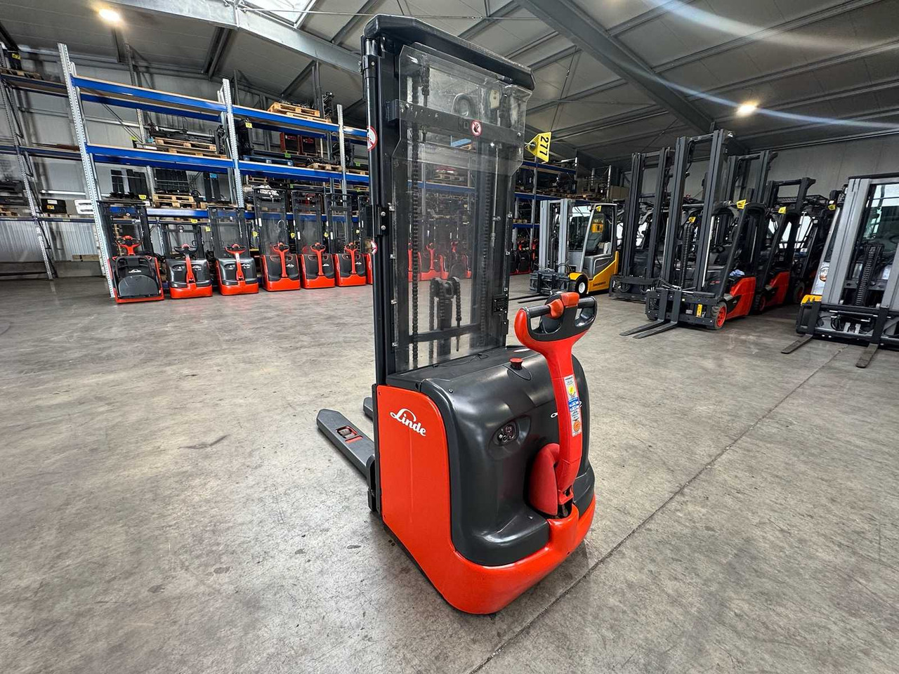 رافعة شوكية 2014 SERVICE +UVV 09/2026 LINDE L14 1.400KG TRIPLEX 470CM PALLET TRUCK ANT 1.982 HOURS: صور 9
