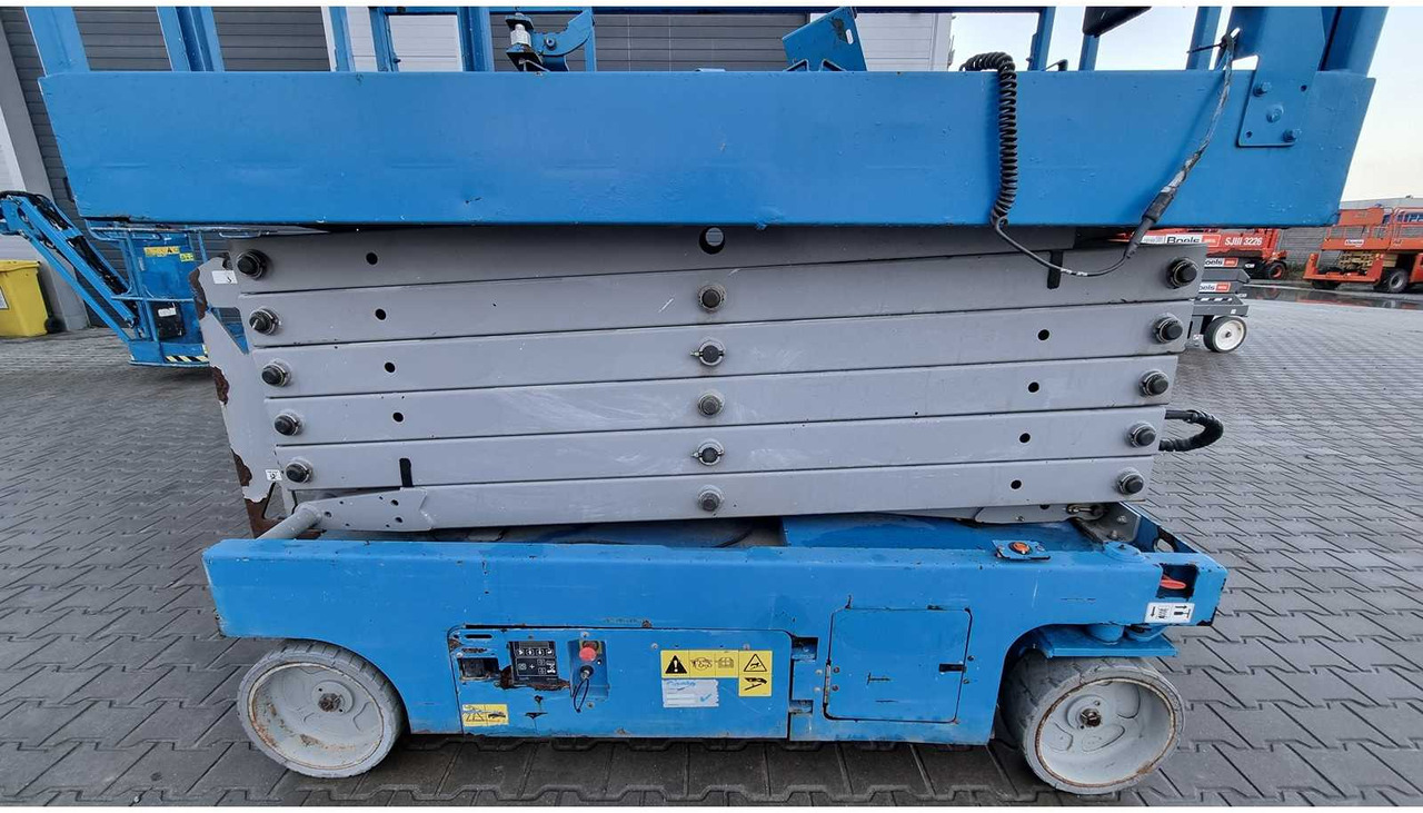 منصات هيدروليكية متنقلة 2015 GENIE GS 4047 AERIAL WORK PLATFORMS (ESN14015016): صور 23 منصات هيدروليكية متنقلة 2015 GENIE GS 4047 AERIAL WORK PLATFORMS (ESN14015016): صور 23