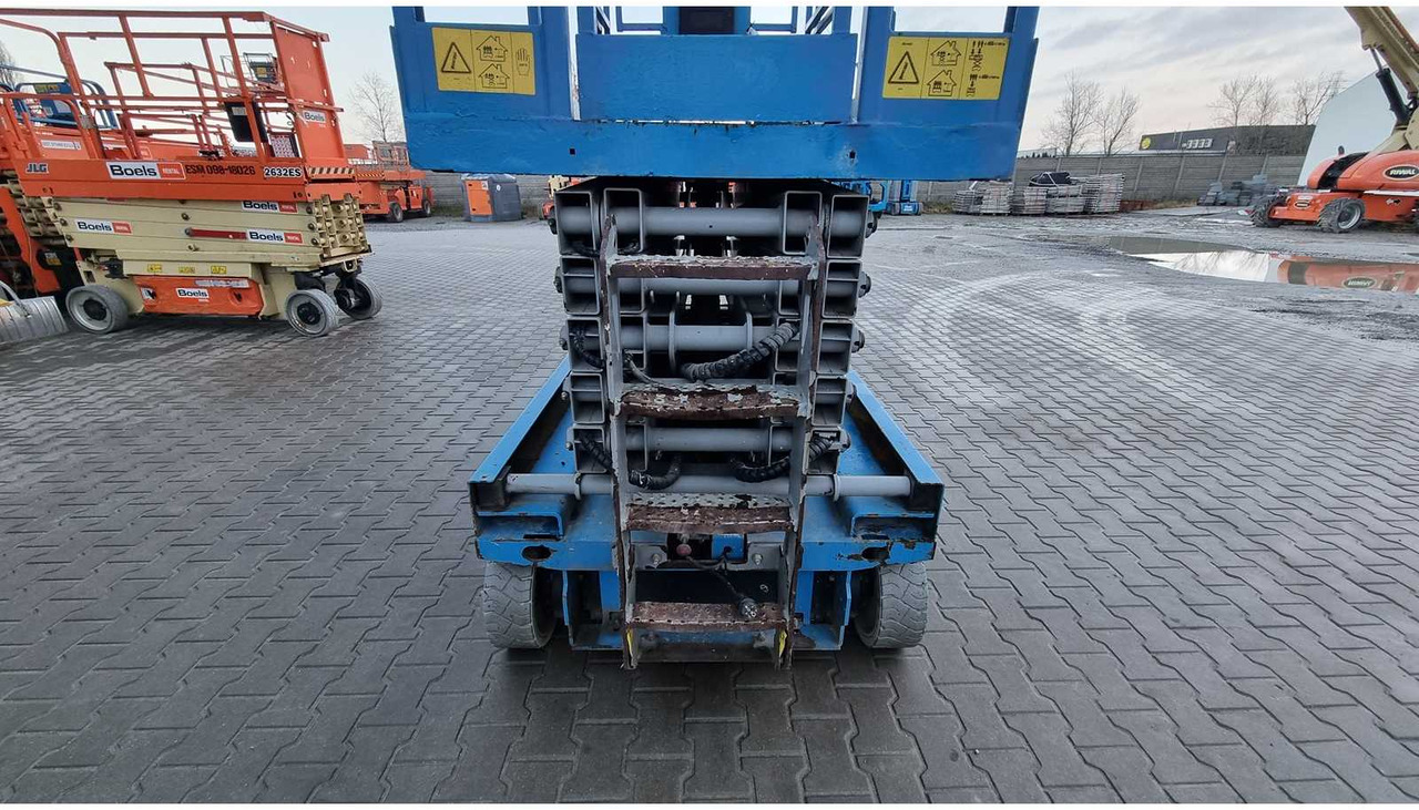 منصات هيدروليكية متنقلة 2015 GENIE GS 4047 AERIAL WORK PLATFORMS (ESN14015016): صور 14 منصات هيدروليكية متنقلة 2015 GENIE GS 4047 AERIAL WORK PLATFORMS (ESN14015016): صور 14