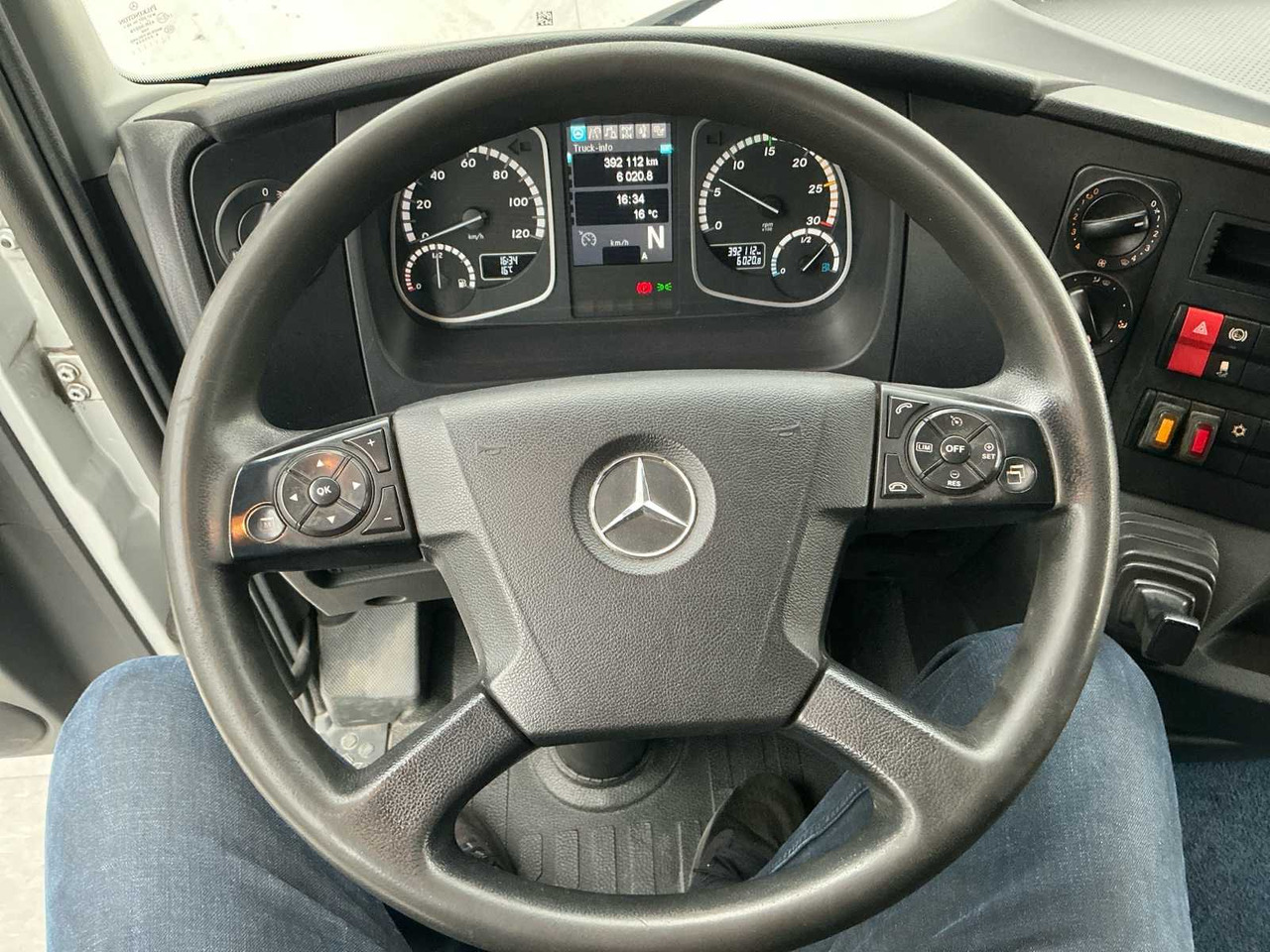 شاحنة 2015 MERCEDES-BENZ ATEGO TRUCK TOW TRUCK: صور 11 شاحنة 2015 MERCEDES-BENZ ATEGO TRUCK TOW TRUCK: صور 11