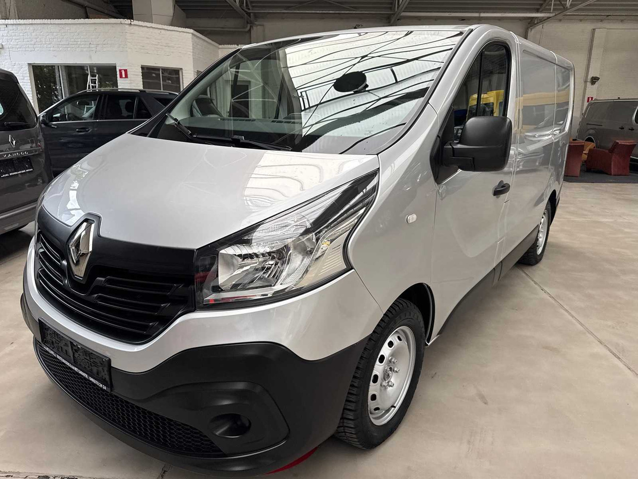 2015 RENAULT TRAFIC SERVICE CAR 141.094KM - الشاحنات الصغيرة: صور 1 2015 RENAULT TRAFIC SERVICE CAR 141.094KM - الشاحنات الصغيرة: صور 1