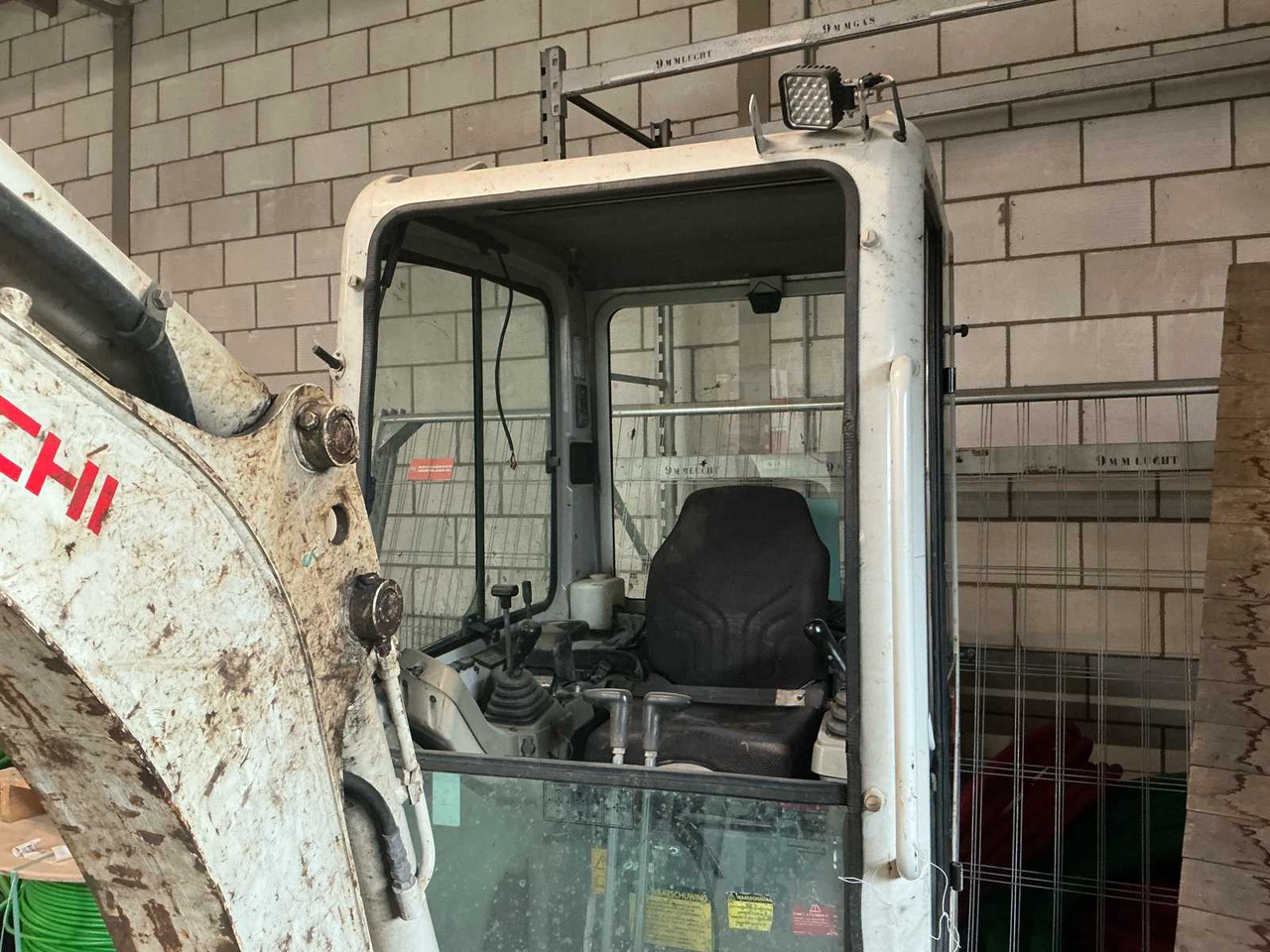 2015 TAKEUCHI TB216 MINI EXCAVATOR - حفارة مصغرة: صور 5 2015 TAKEUCHI TB216 MINI EXCAVATOR - حفارة مصغرة: صور 5