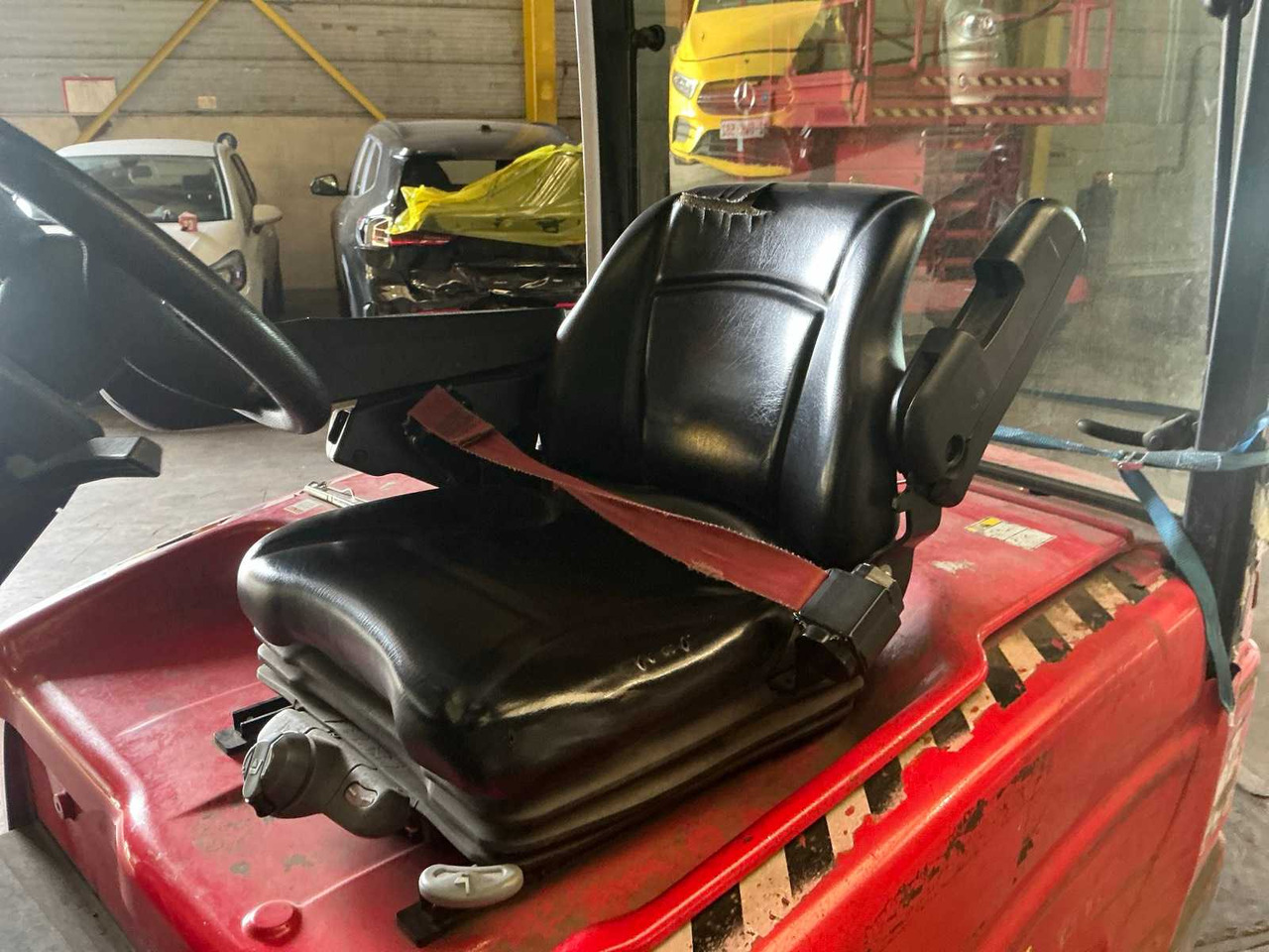 رافعة شوكية 2016 HYSTER J2.5XN FORKLIFT TRUCK (68025-76): صور 11 رافعة شوكية 2016 HYSTER J2.5XN FORKLIFT TRUCK (68025-76): صور 11