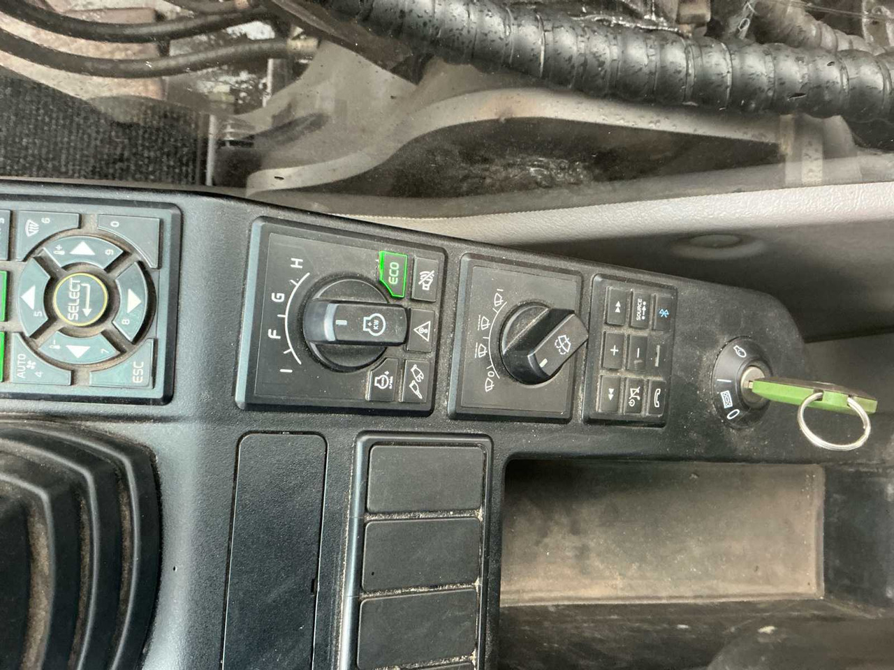 حفارة 2016 VOLVO A CRAWLER EXCAVATOR: صور 29