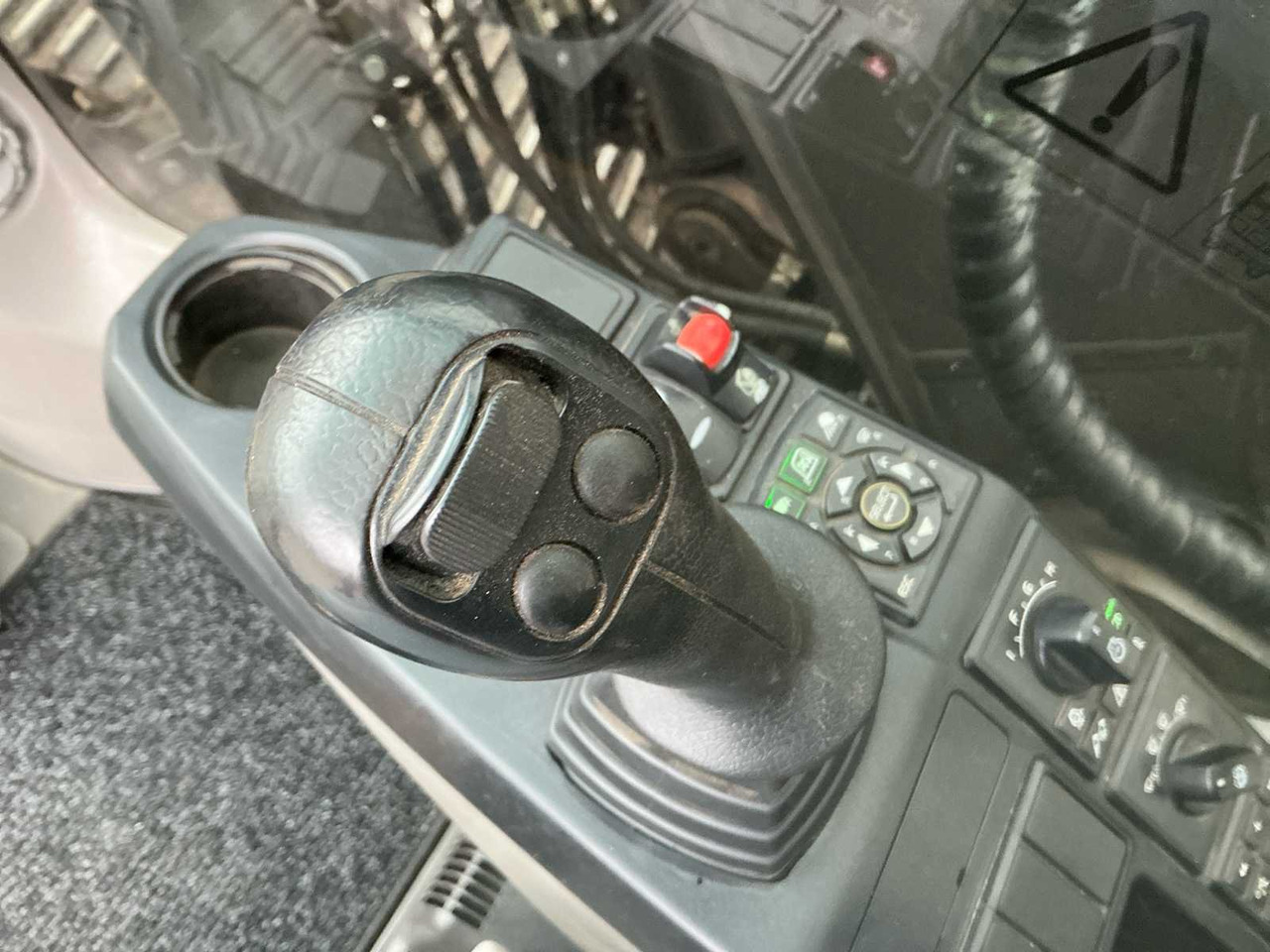 حفارة 2016 VOLVO A CRAWLER EXCAVATOR: صور 28