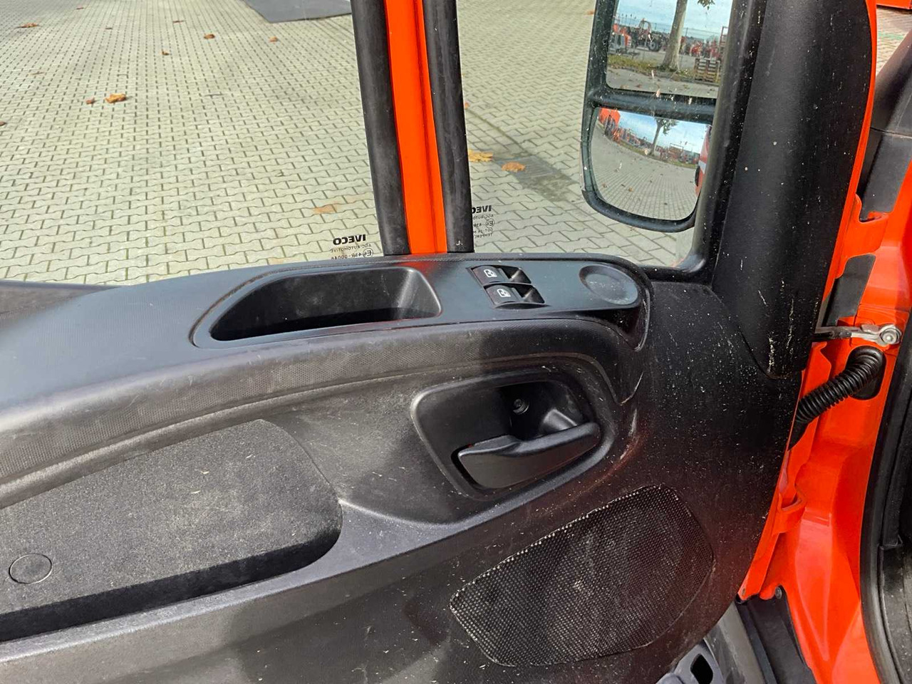 الشاحنات الصغيرة 2017 IVECO DAILY 35-140 FLATBED TRUCK: صور 10