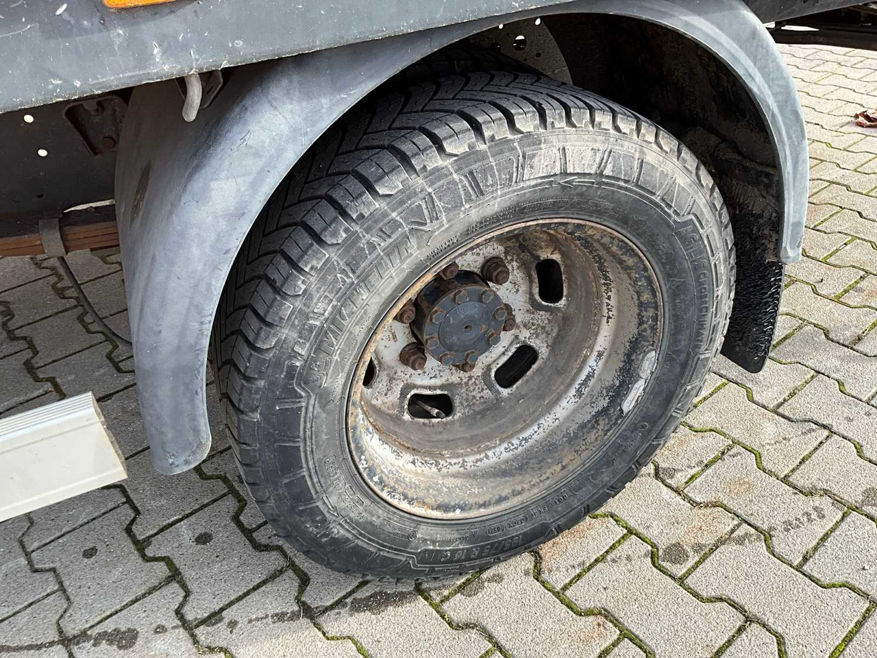 الشاحنات الصغيرة 2017 IVECO DAILY 35-140 FLATBED TRUCK: صور 6