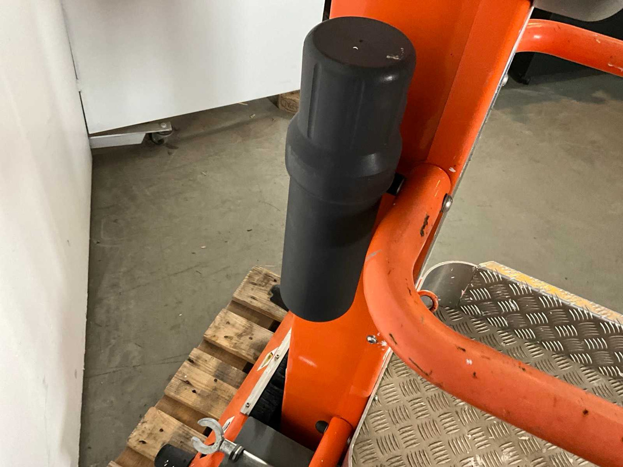 منصات هيدروليكية متنقلة 2017 JLG ECOLIFT 50 PASSENGER LIFT 3,5M MANUAL: صور 8