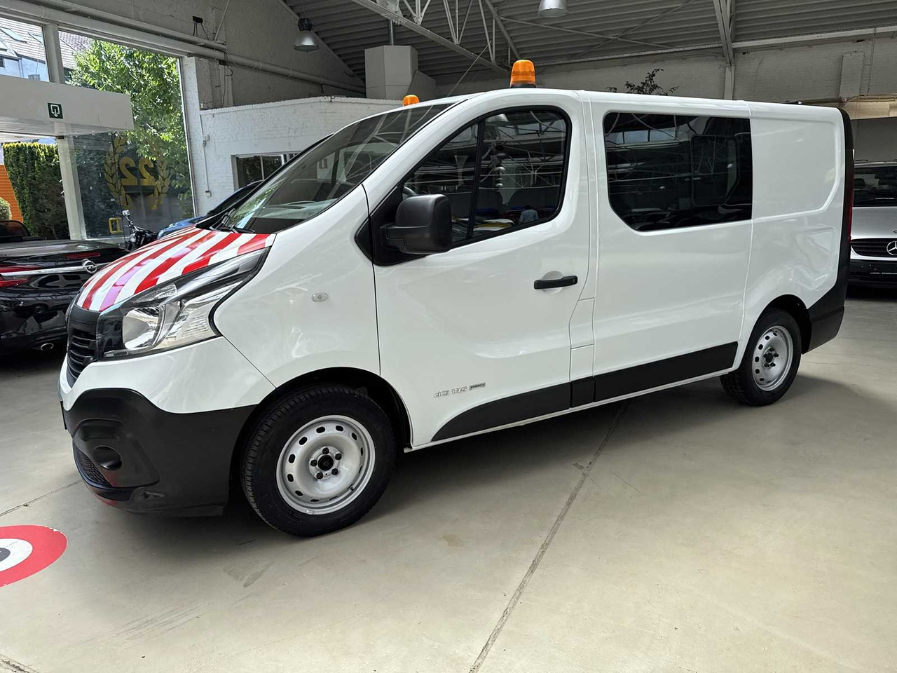 2017 RENAULT TRAFIC DOUBLE CAB 92.000KM - الشاحنات الصغيرة: صور 5 2017 RENAULT TRAFIC DOUBLE CAB 92.000KM - الشاحنات الصغيرة: صور 5