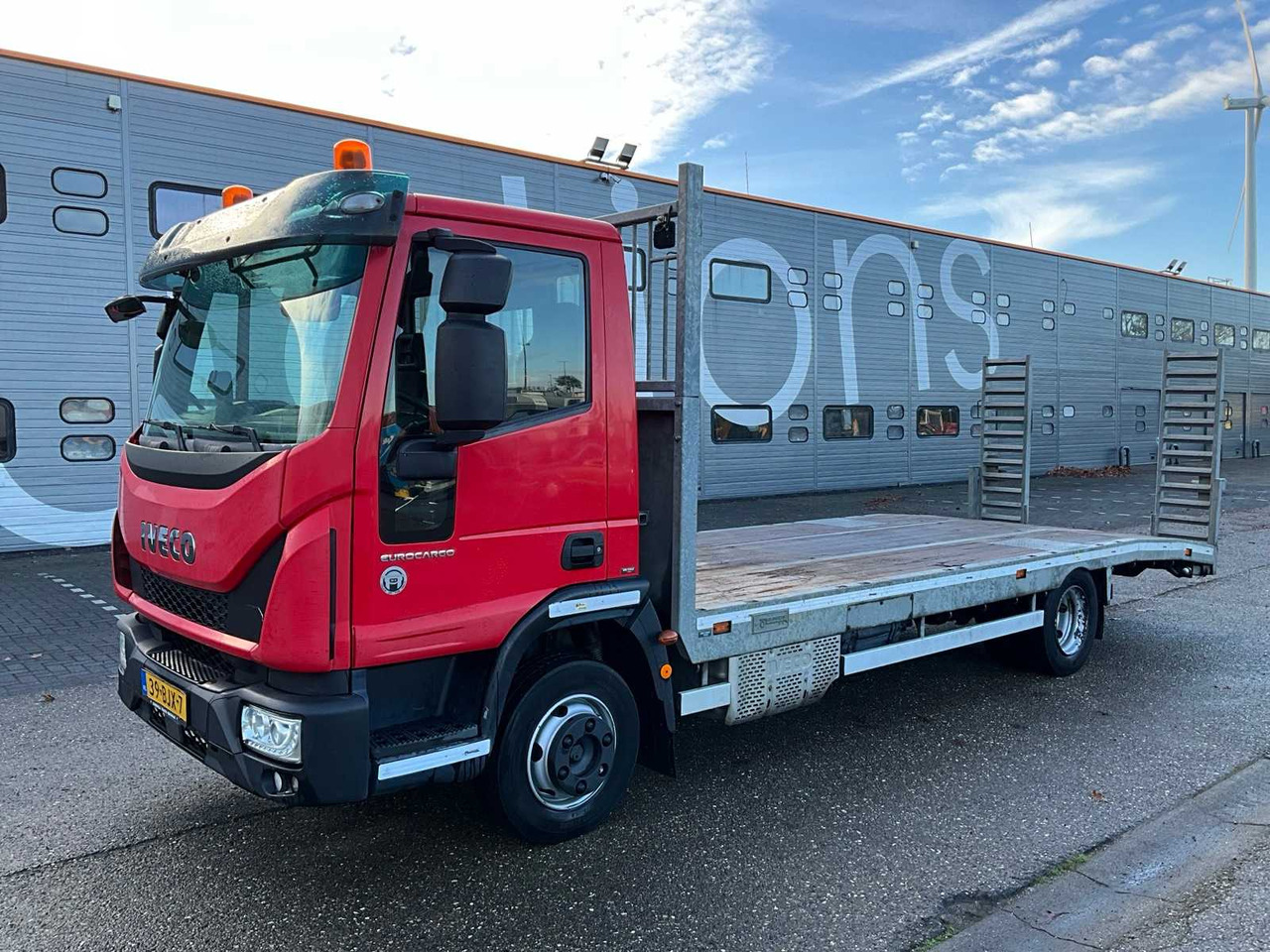 2018 IVECO EUROCARGO EURO6 RAMP WITH VELDHUIZEN BODY 39-BJX-7 - شاحنة: صور 1 2018 IVECO EUROCARGO EURO6 RAMP WITH VELDHUIZEN BODY 39-BJX-7 - شاحنة: صور 1