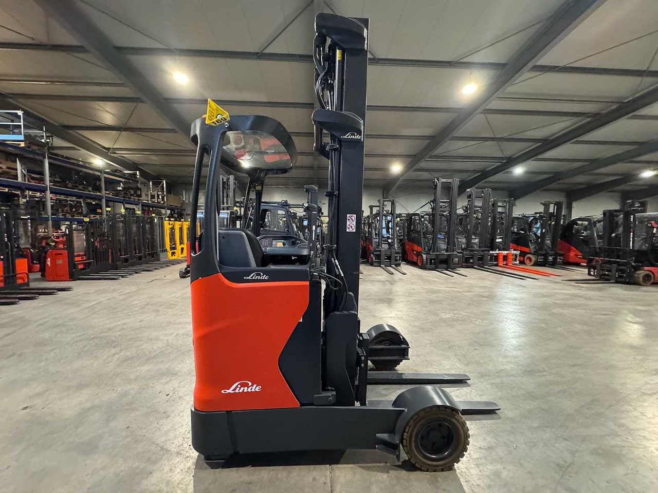 2018 SERVICE + UVV 12/2026 LINDE R14G TRIPLEX 696CM ELECTRIC FORKLIFT OFF-ROAD REACH TRUCK - رافعة شوكية: صور 2 2018 SERVICE + UVV 12/2026 LINDE R14G TRIPLEX 696CM ELECTRIC FORKLIFT OFF-ROAD REACH TRUCK - رافعة شوكية: صور 2