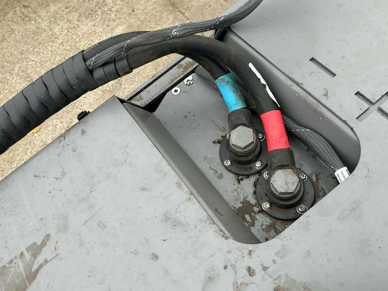 رافعة شوكية 2019 JUNGHEINRICH 48V LIB 360 SB FORKLIFT BATTERY: صور 9 رافعة شوكية 2019 JUNGHEINRICH 48V LIB 360 SB FORKLIFT BATTERY: صور 9