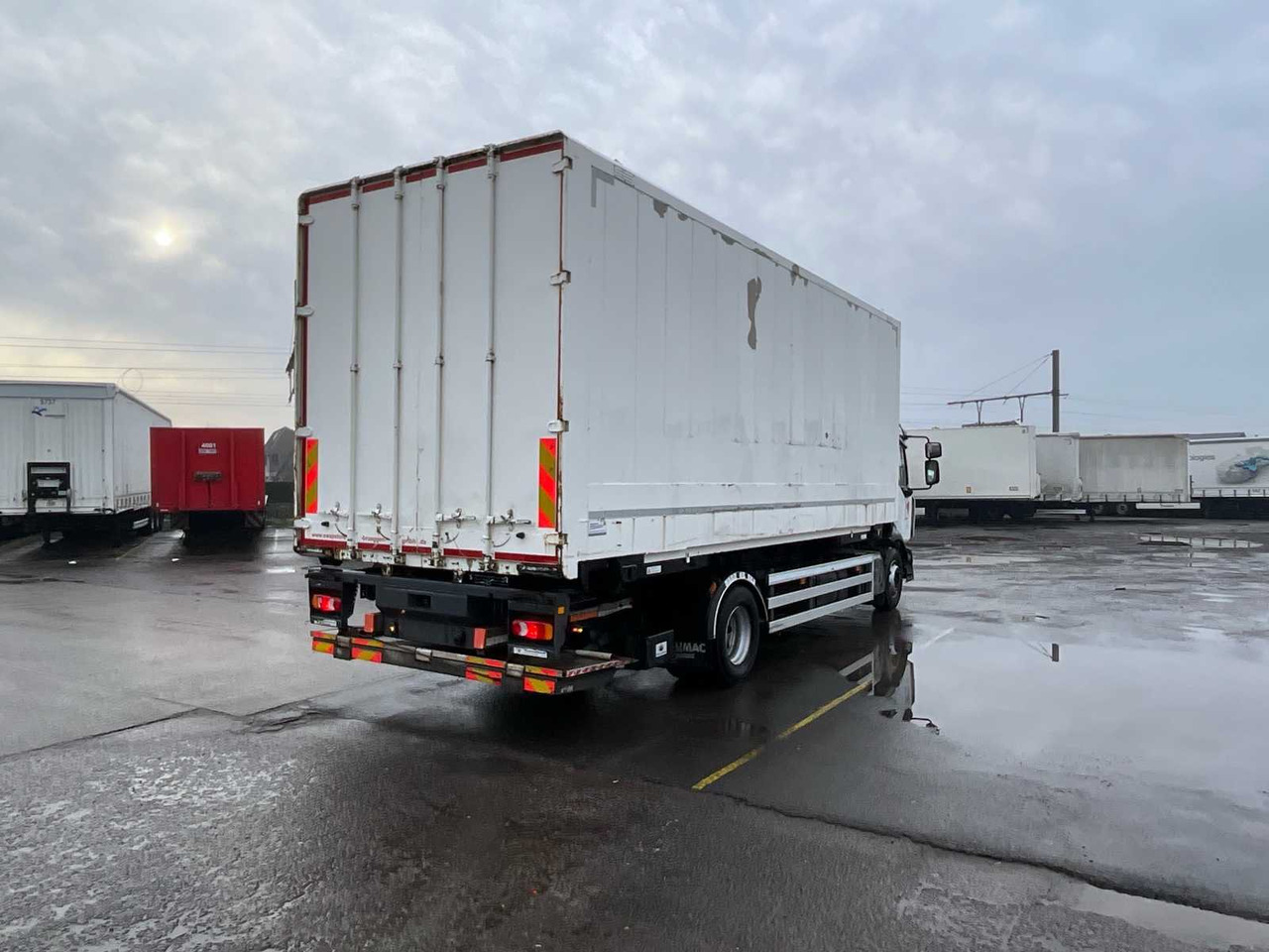 2019 RENAULT D16 (MDA3C) TRUCK - شاحنة: صور 5 2019 RENAULT D16 (MDA3C) TRUCK - شاحنة: صور 5