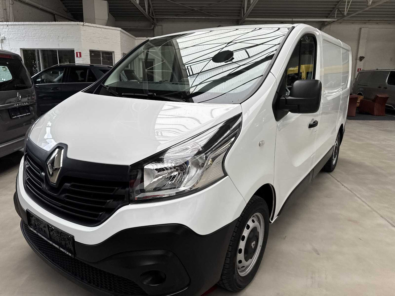 2019 RENAULT TRAFIC - الشاحنات الصغيرة: صور 1 2019 RENAULT TRAFIC - الشاحنات الصغيرة: صور 1