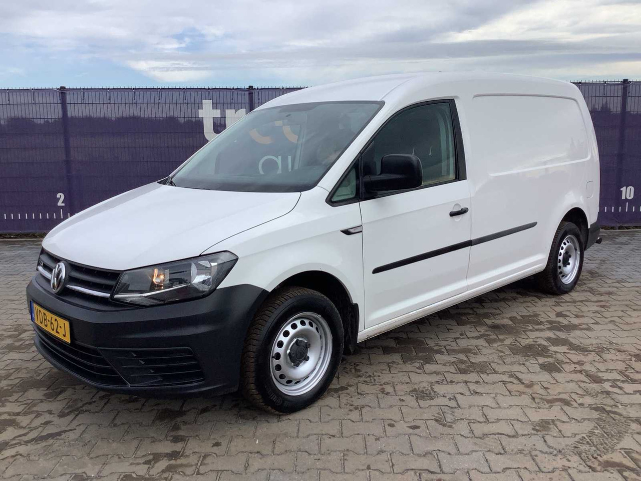 2019 - VOLKSWAGEN - CADDY - 1.4 TGI MAXI L2H1 ECOFUEL - CNG/NATURAL GAS - COMMERCIAL VEHICLE - الشاحنات الصغيرة: صور 1 2019 - VOLKSWAGEN - CADDY - 1.4 TGI MAXI L2H1 ECOFUEL - CNG/NATURAL GAS - COMMERCIAL VEHICLE - الشاحنات الصغيرة: صور 1