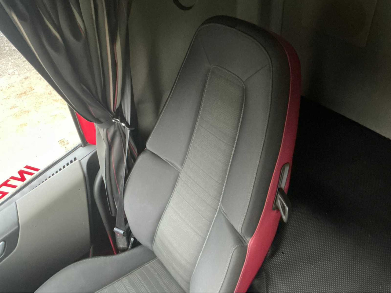 شاحنة 2019 VOLVO FH540: صور 35 شاحنة 2019 VOLVO FH540: صور 35