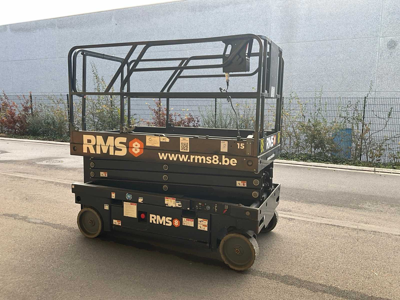 2020 HAULOTTE COMPACT 10 AERIAL WORK PLATFORM - منصات هيدروليكية متنقلة: صور 1 2020 HAULOTTE COMPACT 10 AERIAL WORK PLATFORM - منصات هيدروليكية متنقلة: صور 1