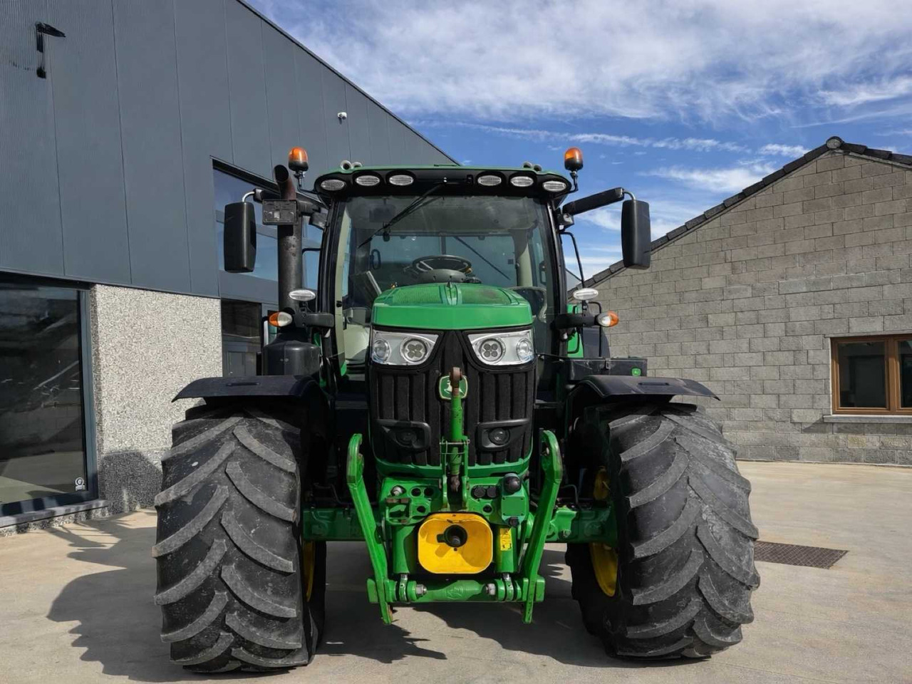 2020 JOHN DEERE 6175R ULTIMATE EDITION FARM TRACTOR - جرار: صور 5 2020 JOHN DEERE 6175R ULTIMATE EDITION FARM TRACTOR - جرار: صور 5