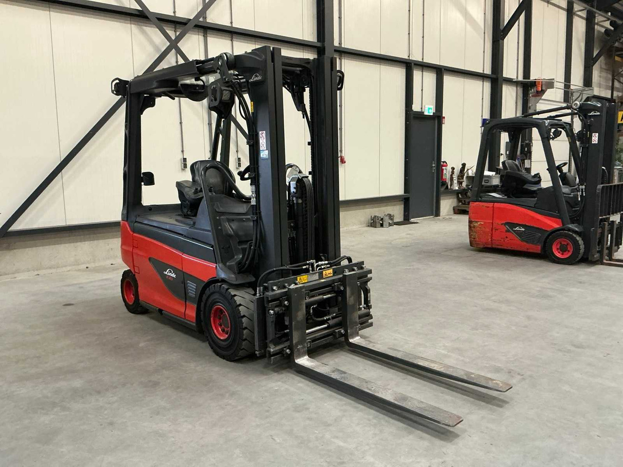 2020 LINDE E20 ROADSTER FORKLIFT TRUCK - رافعة شوكية: صور 4 2020 LINDE E20 ROADSTER FORKLIFT TRUCK - رافعة شوكية: صور 4