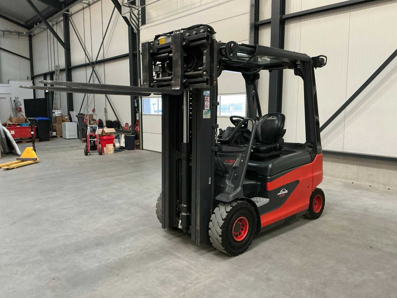 2020 LINDE E20 ROADSTER FORKLIFT TRUCK - رافعة شوكية: صور 1 2020 LINDE E20 ROADSTER FORKLIFT TRUCK - رافعة شوكية: صور 1