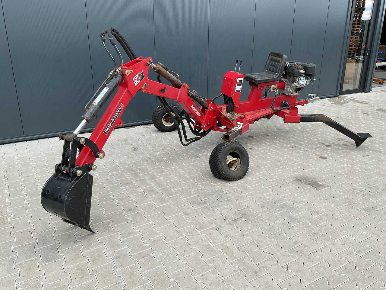 2021 EXCAVATOR WITH HITCH BACKHOE LOADER - حفارة مصغرة: صور 2 2021 EXCAVATOR WITH HITCH BACKHOE LOADER - حفارة مصغرة: صور 2